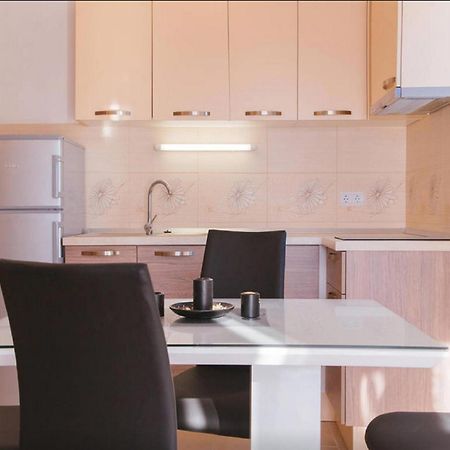 אומיס House Karlo Apartments חדר תמונה