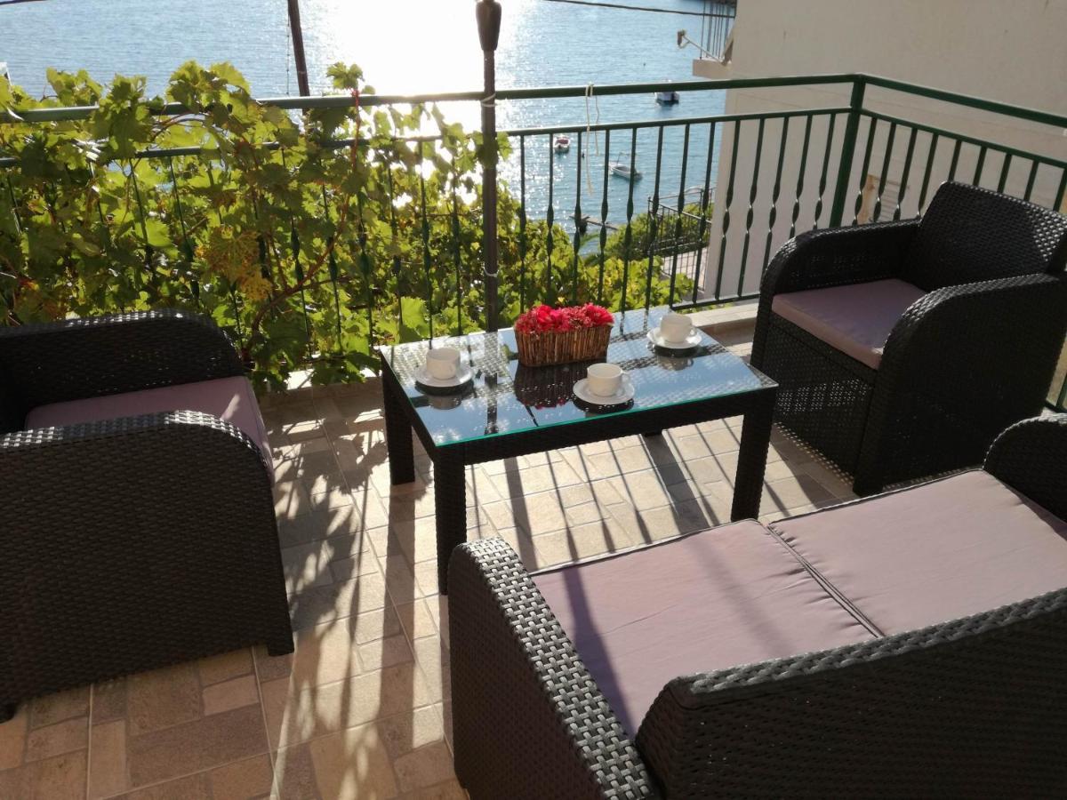 אומיס House Karlo Apartments מראה חיצוני תמונה