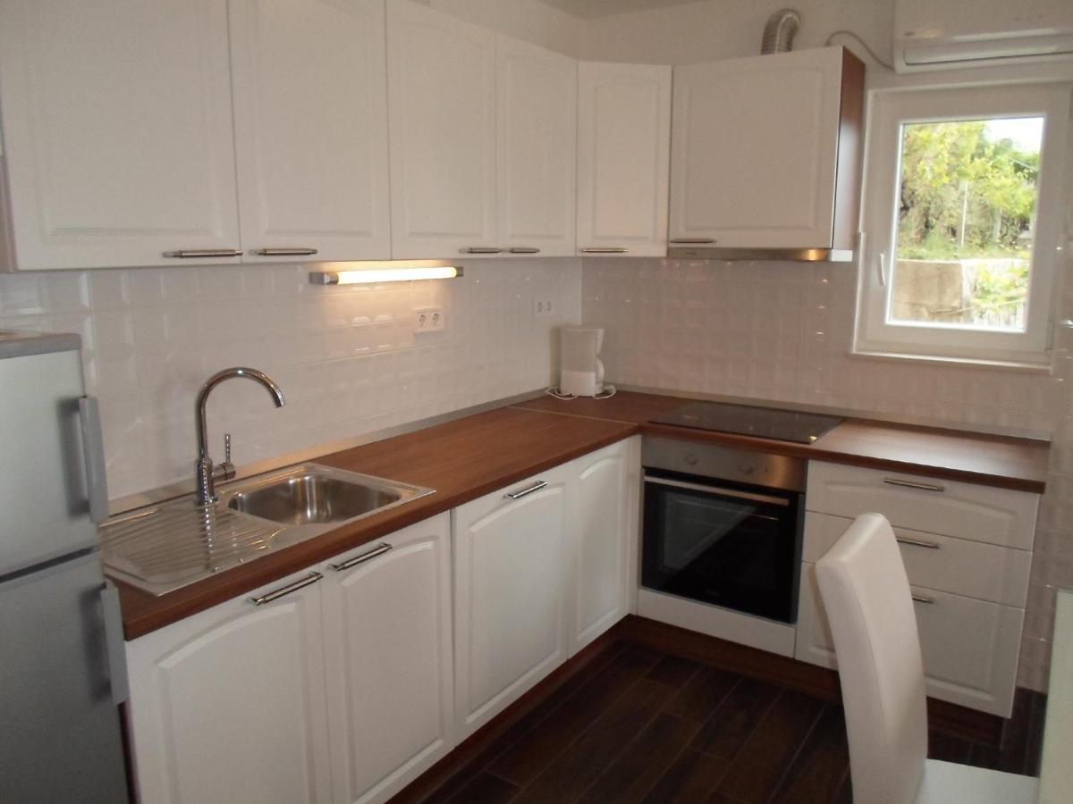 אומיס House Karlo Apartments מראה חיצוני תמונה