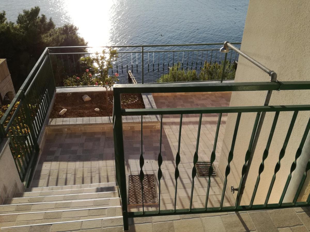 אומיס House Karlo Apartments מראה חיצוני תמונה