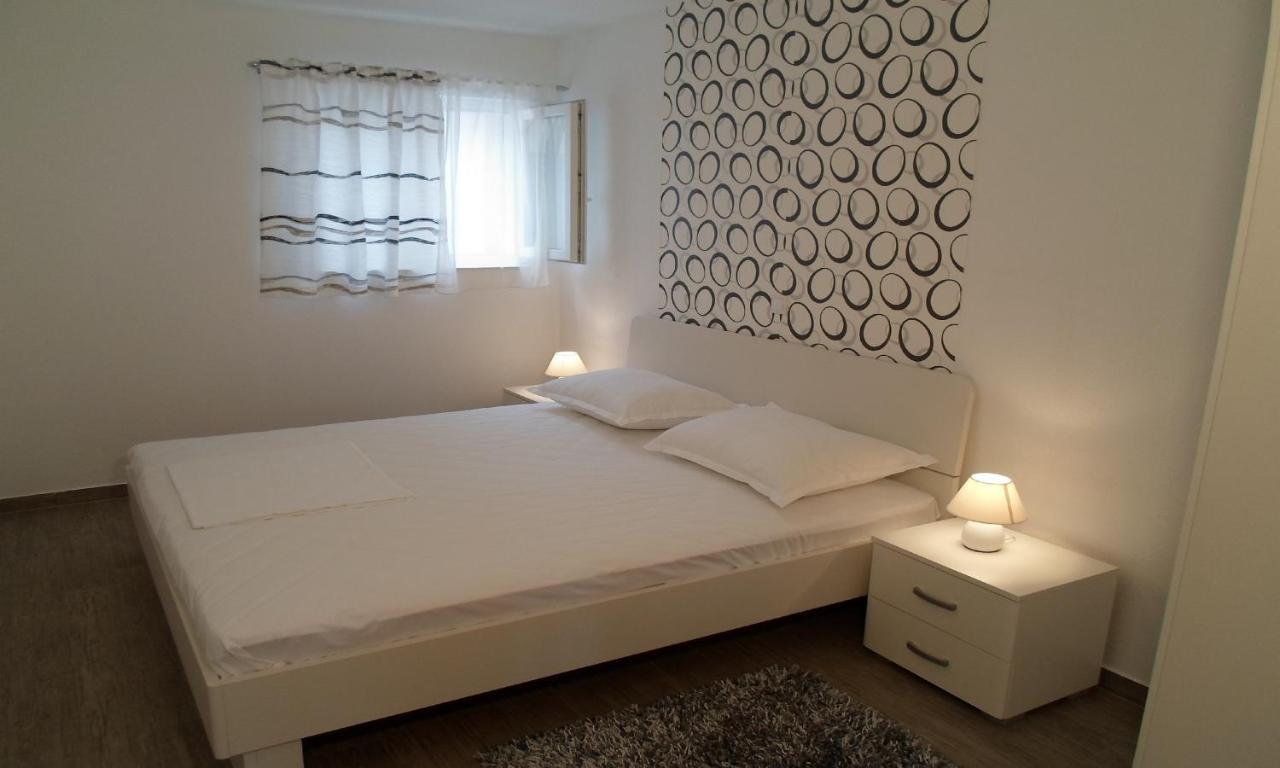 אומיס House Karlo Apartments מראה חיצוני תמונה